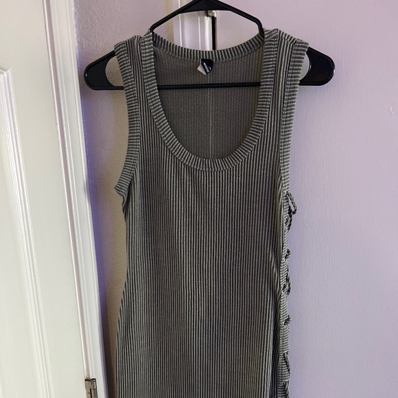 windsor dress - Picture 1 of 3